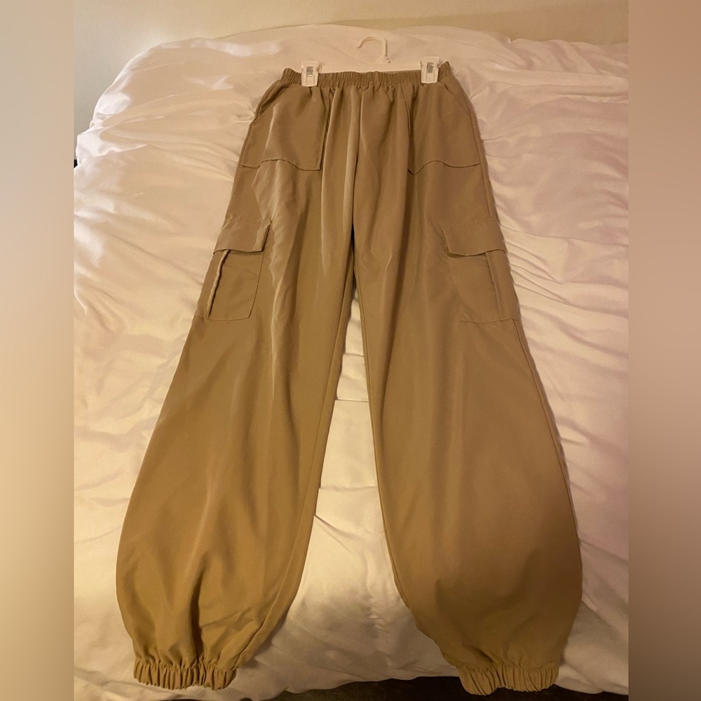 Shein Flap Pocket Side Elastic Waist Cargo Pants- Size S(4)